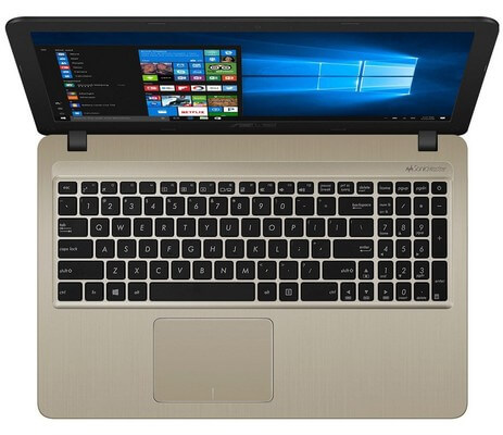 На ноутбуке Asus VivoBook A540UB мигает экран